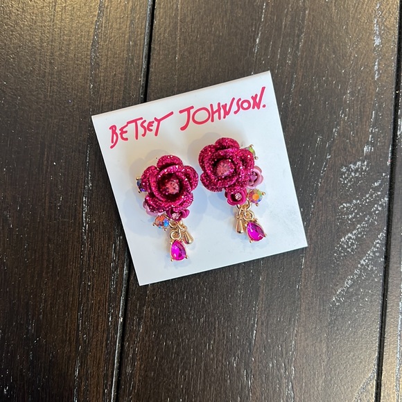 Betsey Johnson Earrings - Picture 3 of 10